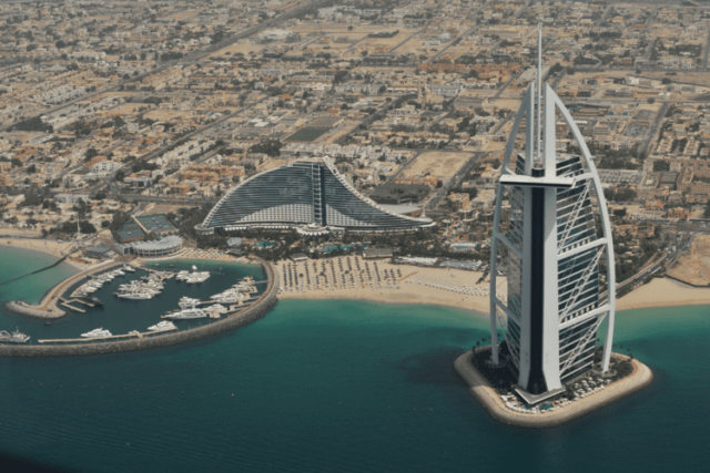 TERRITORIO: DUBAI