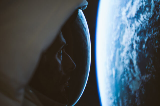 DUBAI PUNTA ALL ALUNA CON LA PRIMA MISSIONE SPAZIALE