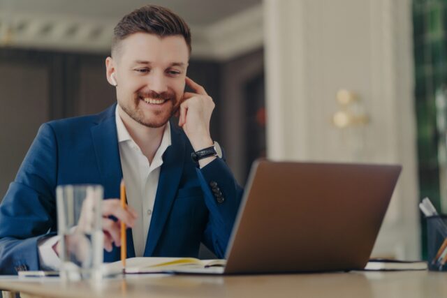 COME INIZIARE UN BUSINESS ONLINE DI SUCCESSO