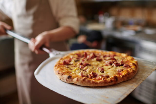 QUANTO GUADAGNA UN PIZZAIOLO A DUBAI?