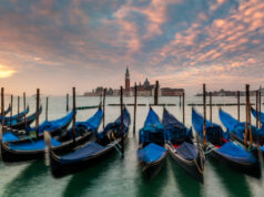 UN HOTEL SOTTOMARINO A TEMA VENEZIA A DUBAI