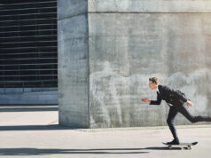 CARATTERISTICHE DELL’IMPRENDITORE DIGITALE: L’ADATTAMENTO Caratteristiche Businessman
