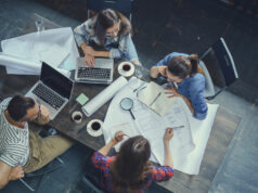 IL CENTRO DELL’INNOVAZIONE DEGLI UAE ELOGIA LA CREATIVITÀ GIOVANILE Innovazione giovanile
