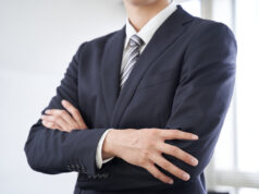 CARATTERISTICHE DELL’IMPRENDITORE DIGITALE: ESSERE UN TOP PERFORMER Businessman Top