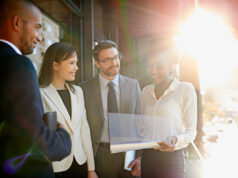 CARATTERISTICHE DELL’IMPRENDITORE DIGITALE: FARE LUCE BUSINESSMAN
