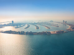 ISOLA A FORMA DI PALMA DI DUBAI VISIBILE DALLO SPAZIO Palm Jumeirah