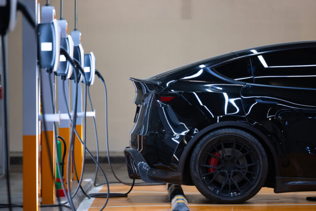 Auto elettriche a Dubai