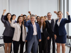 CARATTERISTICHE DELL’IMPRENDITORE DIGITALE: FARE TEAM BUILDING Team building