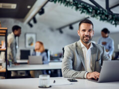 CARATTERISTICHE DELL’IMPRENDITORE DIGITALE: REVISIONARE TUTTO Businessman