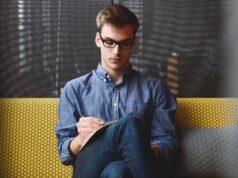 CARATTERISTICHE DELL’IMPRENDITORE DIGITALE: PENSIERO CRITICO APPLICATO Caratteristiche dell’imprenditore digitale: pensiero critico applicato