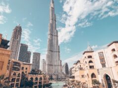 DUBAI INAUGURA IL PIÙ GRANDE IMPIANTO SOLARE PER L’ACQUA Dubai inaugura il più grande impianto solare per l’acqua