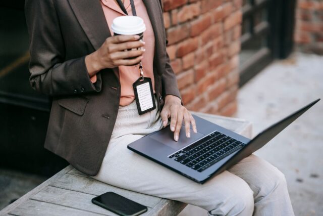 CARATTERISTICHE DELL'IMPRENDITORE DIGITALE - DESIGN OPERATIVO ESSENZIALE