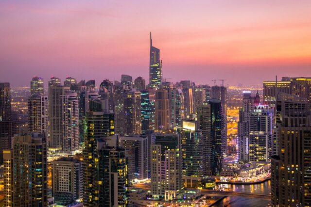 Investire a Dubai - l'AI shopping rivoluziona gli Emirati